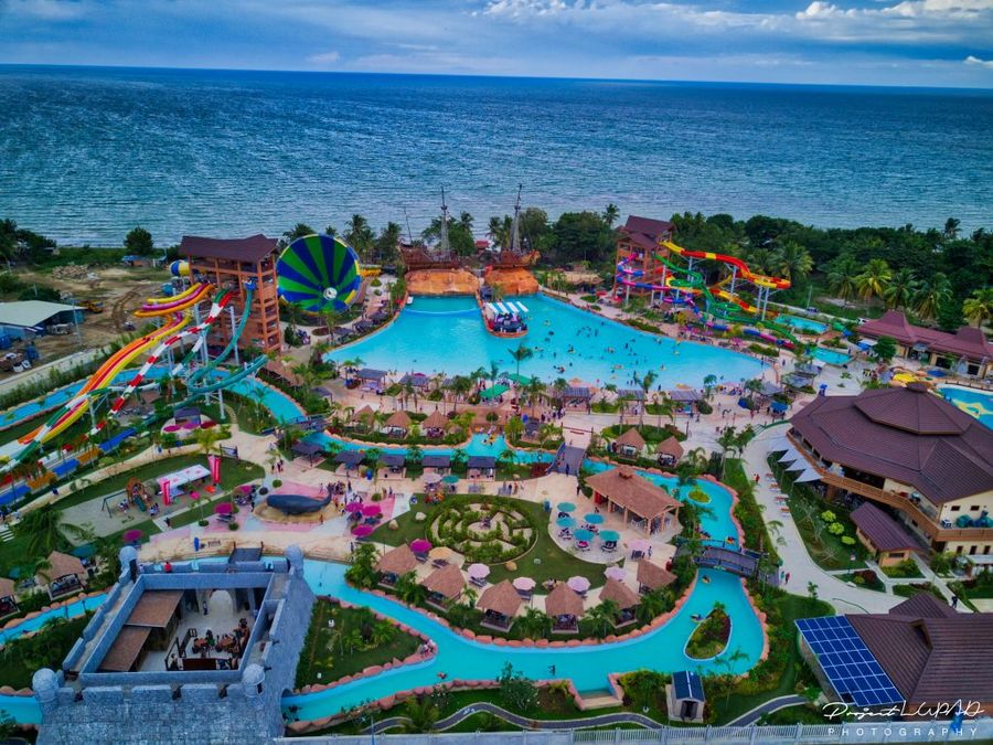 Seven Seas Waterpark & Resort
