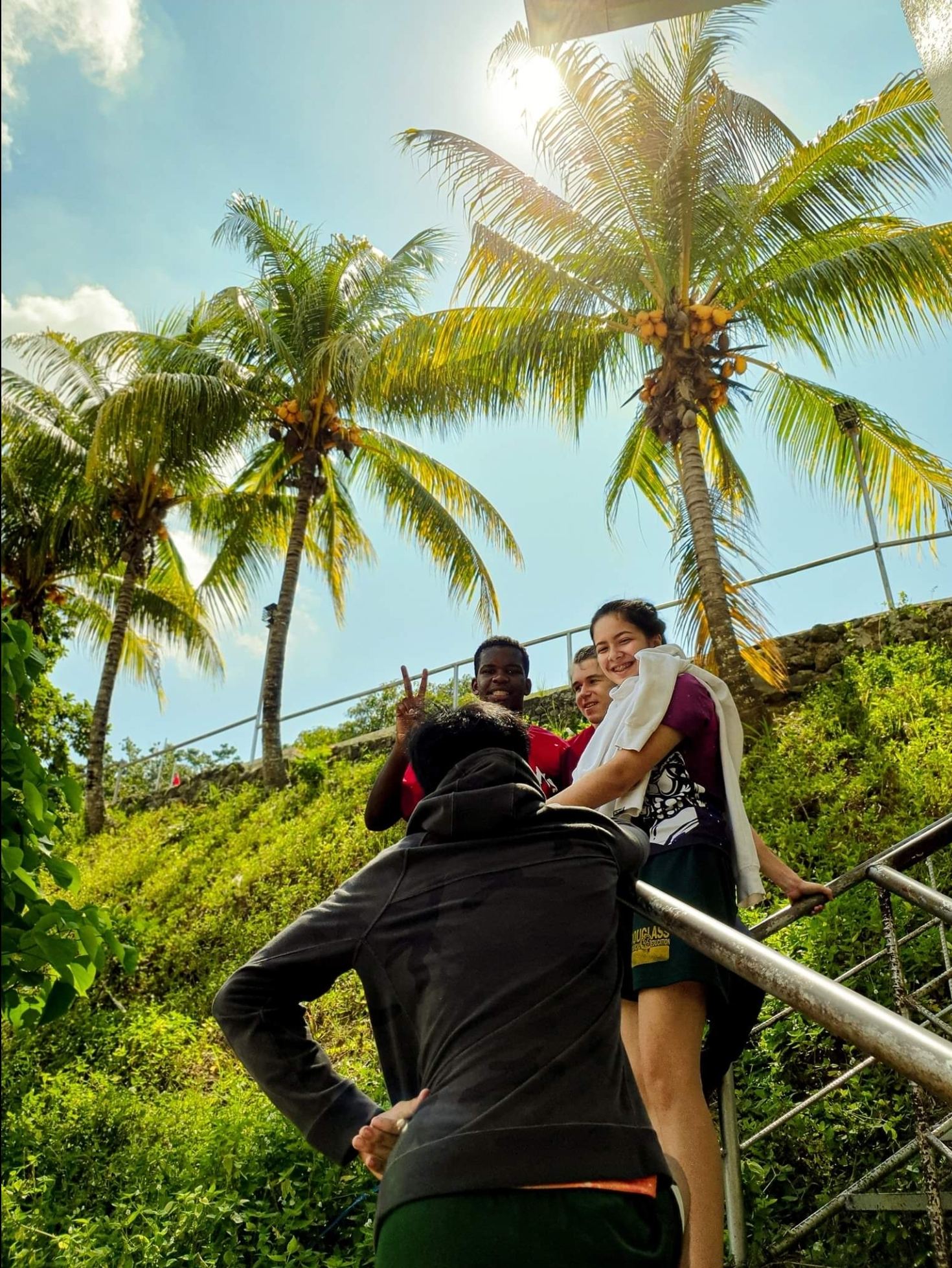 다양한 국적의 학생들과 함께